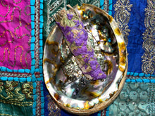 Load image into Gallery viewer, White Sage and Purple Statice Floral Smudge Stick
